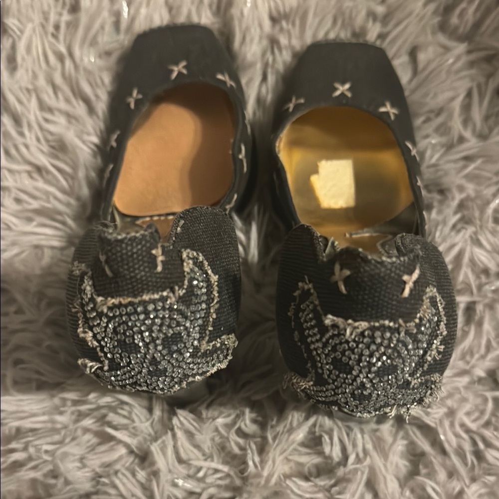 Embroidered Black Flats